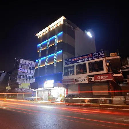 Hotel One Up-3